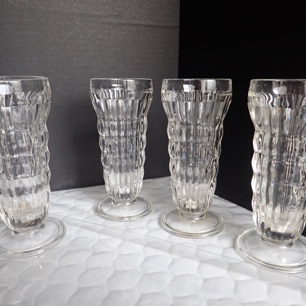 Unknown Ribbed Footed Clear 4 - 5 1/2" Parfaits